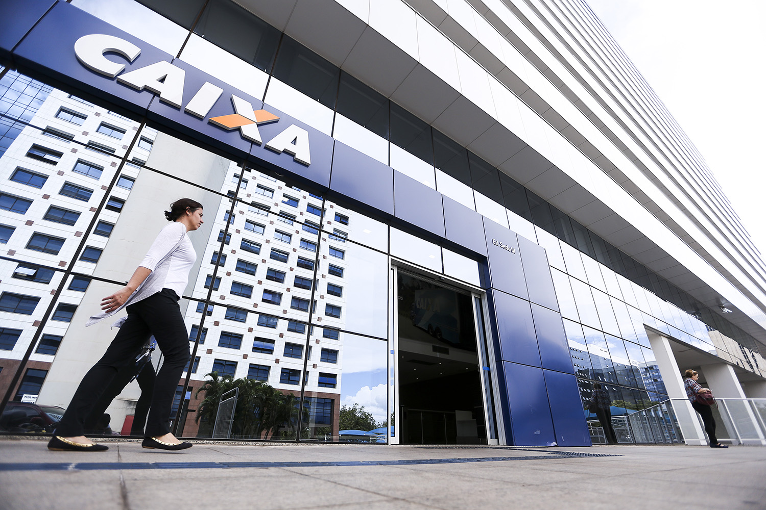 chegou-a-hora-de-comprar-seu-imovel-caixa-federal-reduz-juros-para-financiamento
